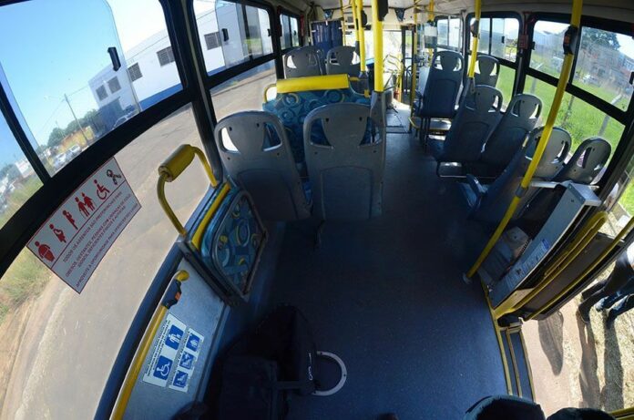 ônibus acessível
