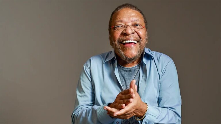 Os 12 maiores sucessos de Martinho da Vila no samba