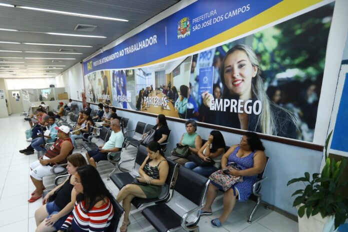 PAT de São José oferece mais de 500 vagas de emprego nesta segunda (25)
