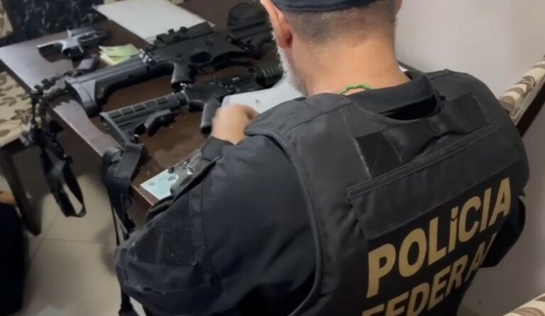 Operação da PF mira tráfico internacional e cumpre mandados na RMC