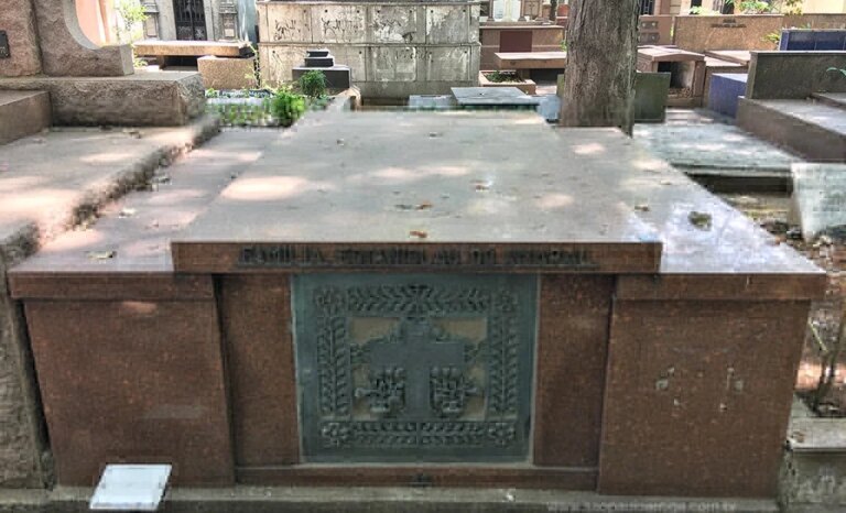 Tarsila, Luiz Gama e Marquesa contam histórias no Cemitério da Consolação