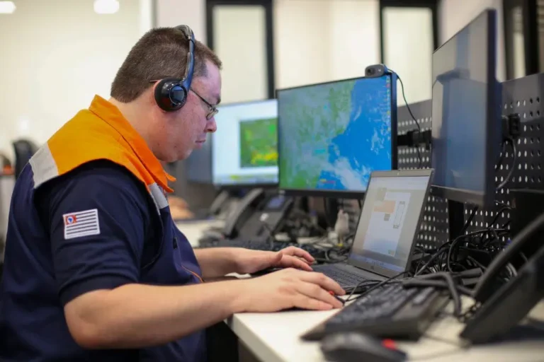 Centro de Gerenciamento de Emergências do Centro Paulista de Radares e Alertas Meteorológicos da Defesa Civil do Estado de São Paulo | Foto: Divulgação/Governo de São Paulo