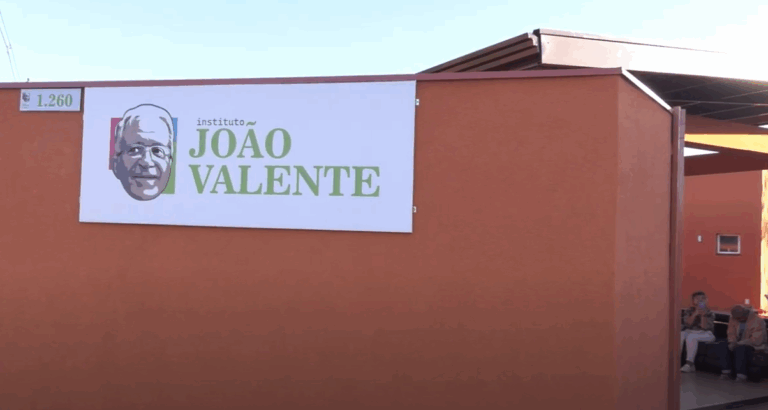 Plantões, casa livre e hospedagem gratuita: Conheça a história do Instituto João Valente