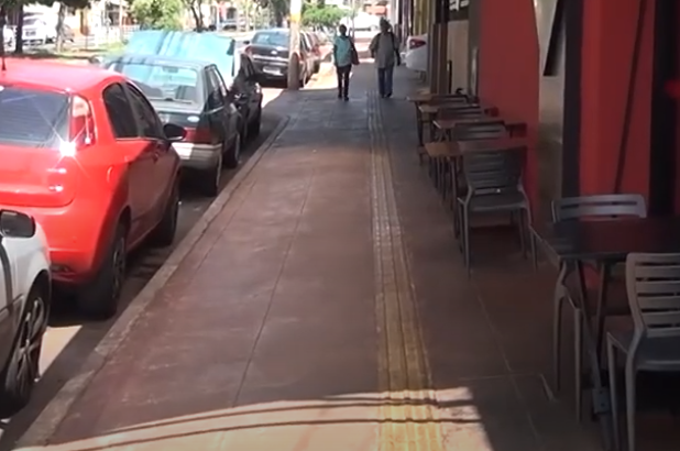 Bares e restaurantes podem servir nas calçadas de Ribeirão Preto? Entenda o que diz a lei