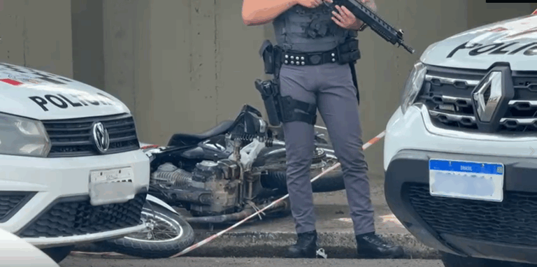 Tentativa de assalto a motociclista termina com criminoso morto e outro baleado em Campinas