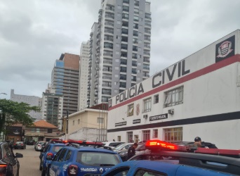 Mulheres são presas no Gonzaga por furtarem lojas em Santos