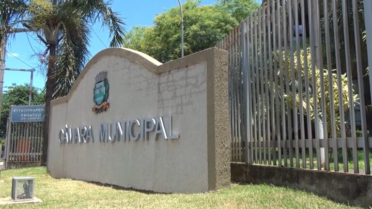 Câmara derruba pedido de cassação de Isaac Antunes