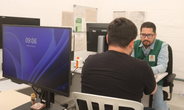 Vítimas afetadas por incêndio no Rádio Clube, em Santos, são convocadas receber benefício