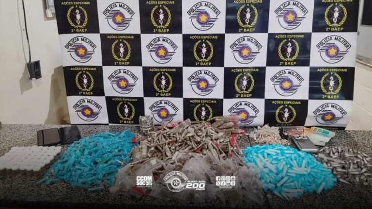 Operação policial prende traficante e apreende procurados pela Justiça em cidade do litoral