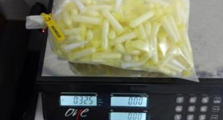 Jovem é preso com grande quantidade de drogas em São José