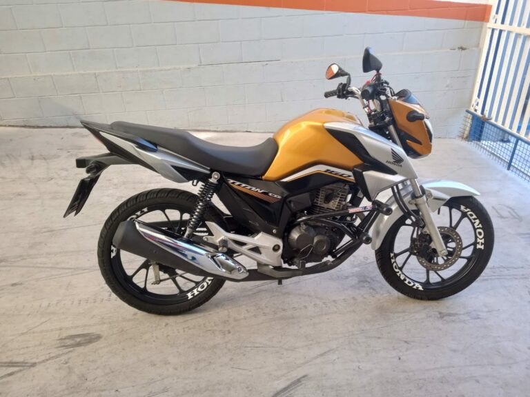 Dois ladrões furtam moto de garagem no Jardim Novo Mundo durante madrugada