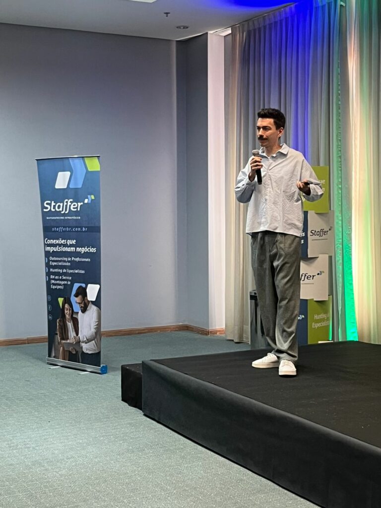 Evento reúne líderes e gestores de grandes empresas em São José dos Campos