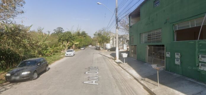 Homem morre após cair de telhado em Jacareí Homem morre após cair de telhado em Jacareí