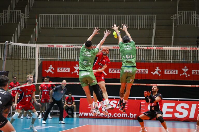São José perde de virada para o Sesi-Bauru na estreia do Paulista de Vôlei
