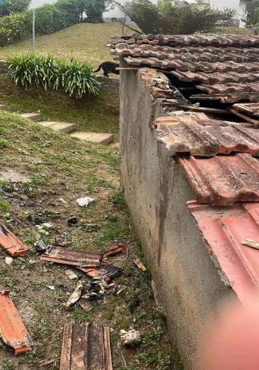 Polícia investiga mulher suspeita de incendiar casa do ex em Campos do Jordão