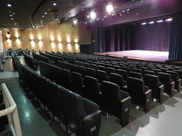 Centro Cultural SESI São José dos Campos recebe apresentações do Núcleo de Artes Cênicas