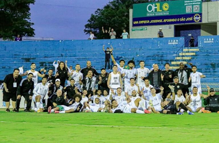 Rumo ao triunfo: Comercial enfrenta o XV de Piracicaba nesta sexta-feira