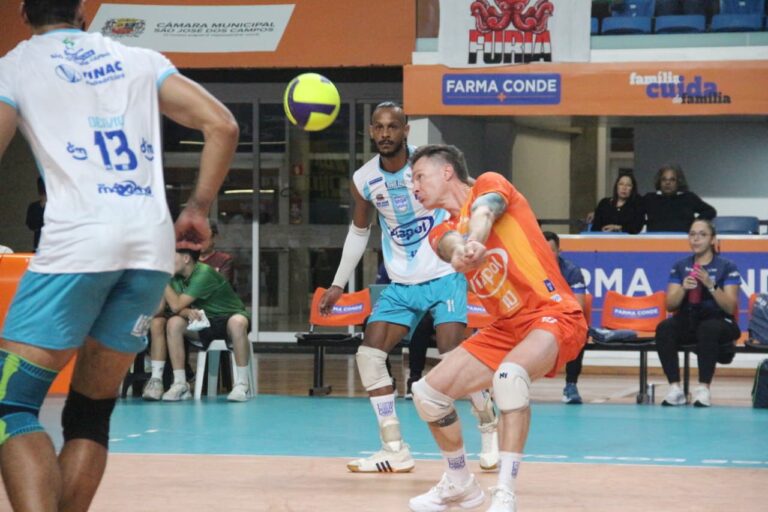 Vôlei São José conquista 1ª vitória no Campeonato Paulista com 3 sets a 0 sobre Praia Grande