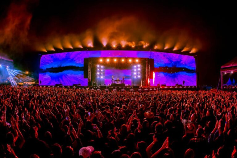 Vale Rodeio Show começa nesta sexta (19) em São José com expectativa de público superior a 100 mil