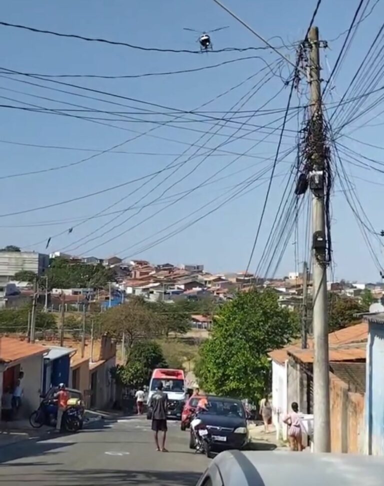 Mulher é morta com tiros nas costas pelo próprio marido