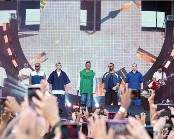 Sorriso Maroto se apresenta em show gratuito na Praça da Cultura em Caraguatatuba Sorriso Maroto se apresenta em show gratuito na Praça da Cultura em Caraguatatuba