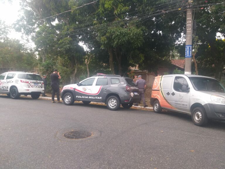 Polícia busca identificar homem que foi encontrado morto no bairro Campos Elísios, em Taubaté