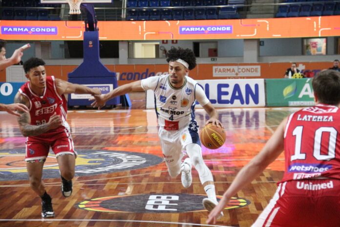 São José perde em casa para Franca e larga atrás na semifinal do Paulista de Basquete