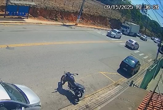 Mulher é atropelada enquanto atravessava rua em Louveira