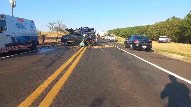Jovem de 18 anos morre em colisão frontal na Assis Chateaubriand