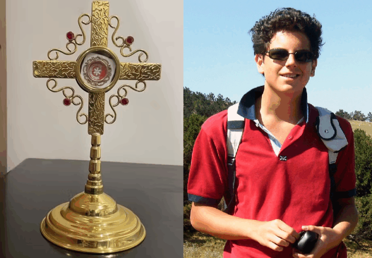 Catedral de Santos guarda relíquia com pedaço de cabelo de Carlo Acutis