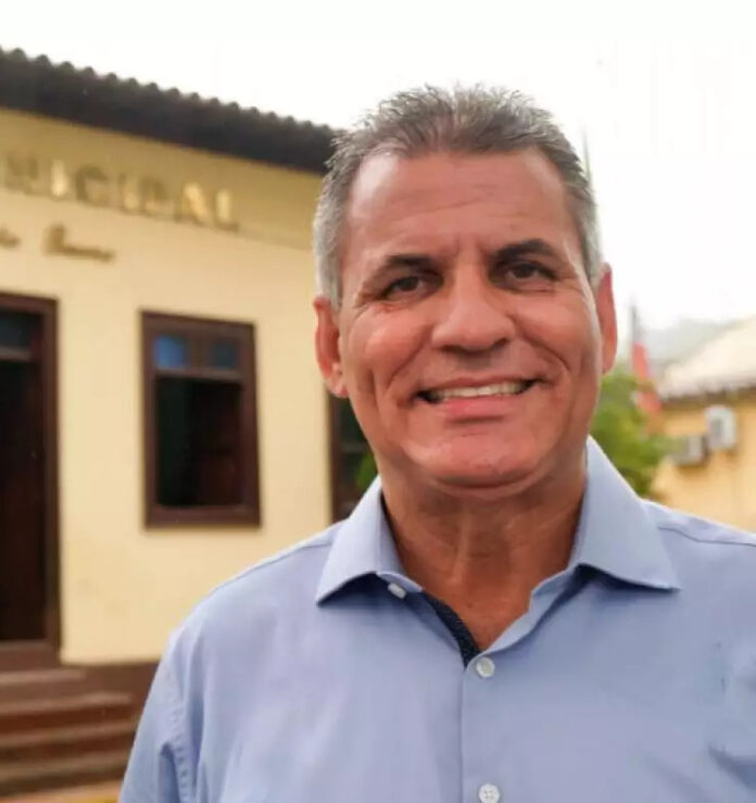 Prefeito de Monteiro Lobato é condenado por improbidade administrativa