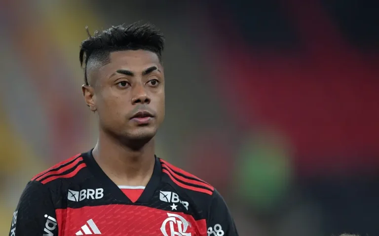 Jogador Bruno Henrique é condenado pelo STJD por manipulação esportiva