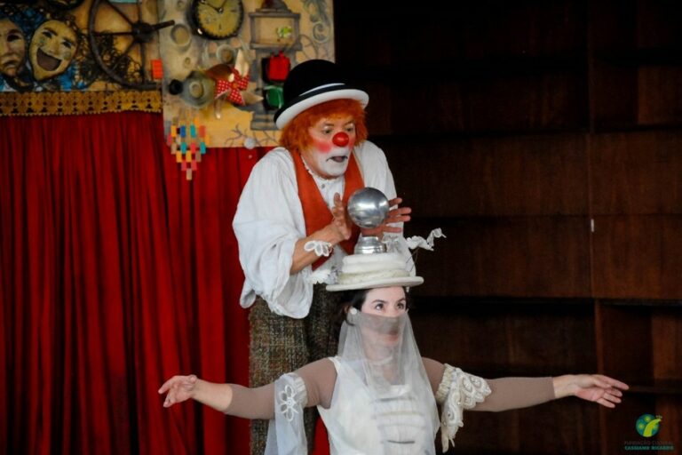 CET apresenta peças gratuitas todos os sábados de setembro em São José; veja programação