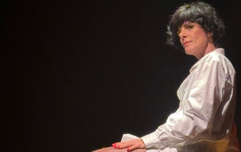 Elogiada comédia de Isabel Guéron, ‘Entressafra’ reestreia dia 8 de outubro no Teatro Gláucio Gill