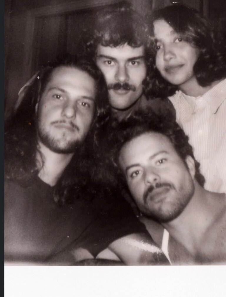 Foto em Grupo lança “Toda Esfera” e confirma show no Lollapalooza