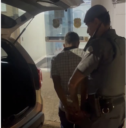 Homem é preso por ameaçar a própria mãe em Limeira