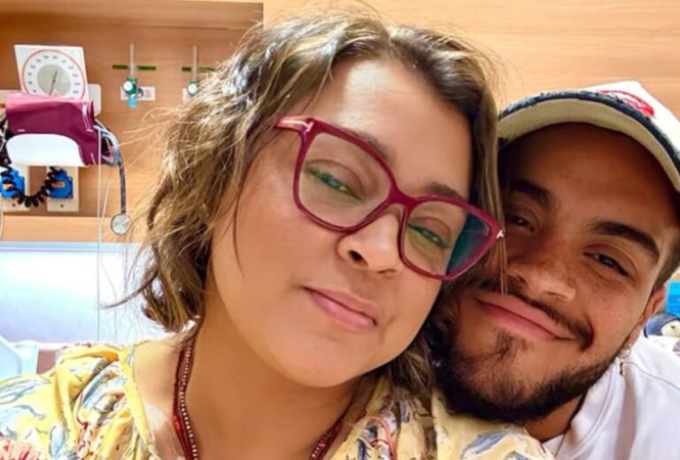 Francisco Gil emociona plateia em Londres com homenagem à mãe Preta Gil