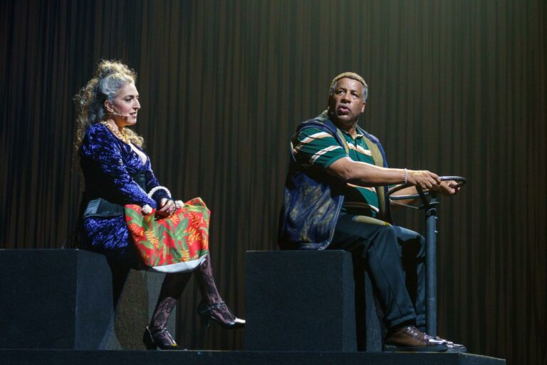 Festival Nacional de Teatro traz a Ribeirão Preto Aílton Graça em montagem inspirada em Brecht