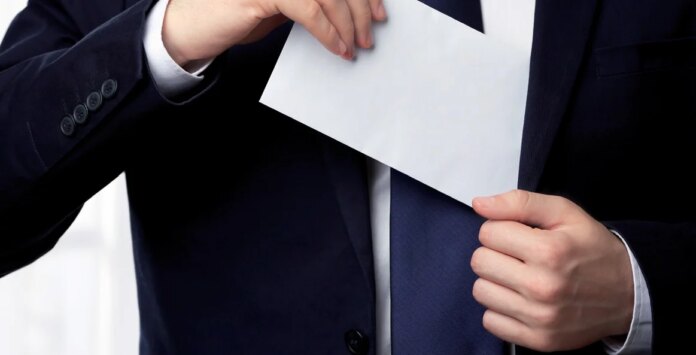 Heródoto Barbeiro: “Por debaixo dos panos”