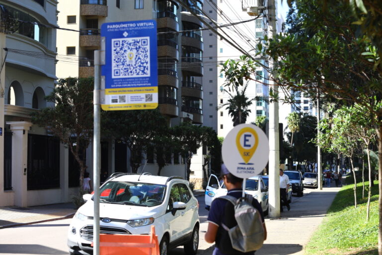 Zona Azul eletrônica será ampliada para 22 novas vias em São José a partir do fim do mês