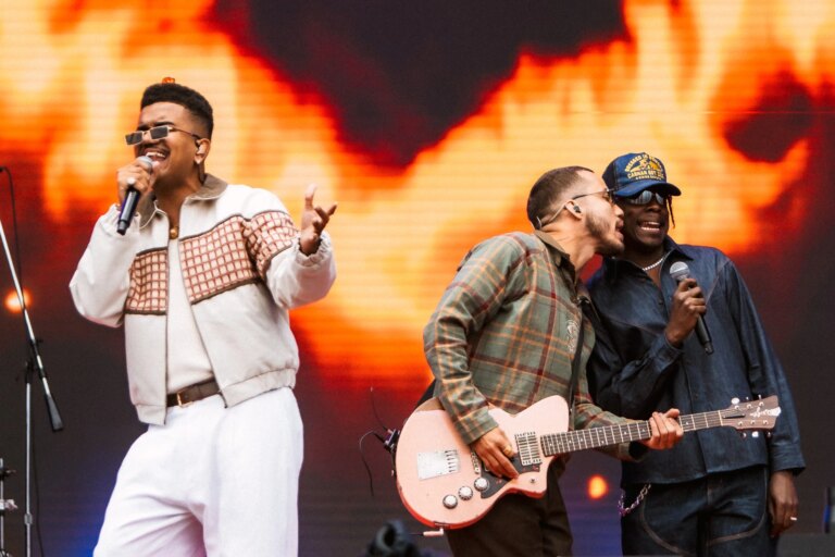 Os Garotin abrem turnê “Pro Brasil Cantar e Dançar” após show histórico no The Town