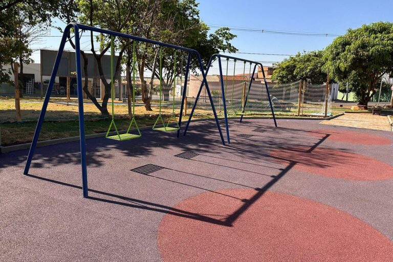 Prefeitura inaugura amanhã a primeira praça-parque da cidade