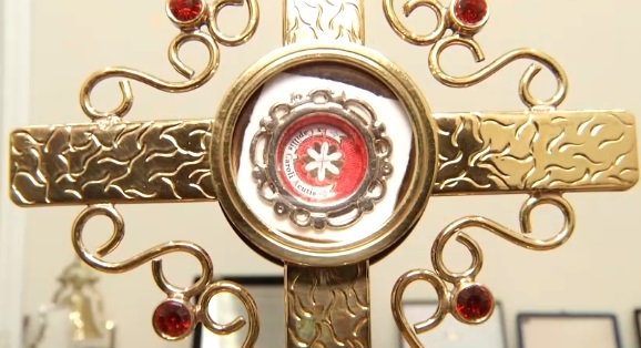 Catedral de Santos recebe relíquia de novo santo