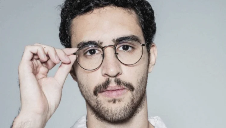 Zeca Veloso anuncia enfim o primeiro álbum solo