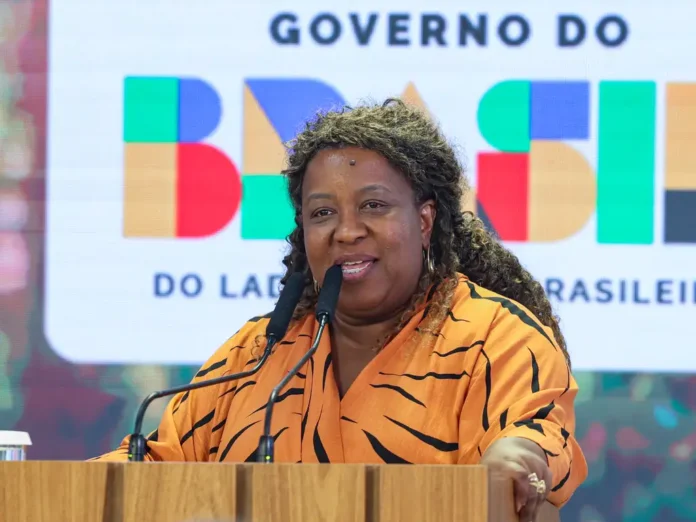 Ministra Macaé Evaristo (Direitos Humanos) durante cerimônia do governo federal no dia 30 de setembro de 2025 | Foto: Valter Campanato/Agência Brasil
