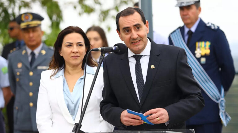 Sheila Thomaz deixa presidência do Fundo Social de São José após separação