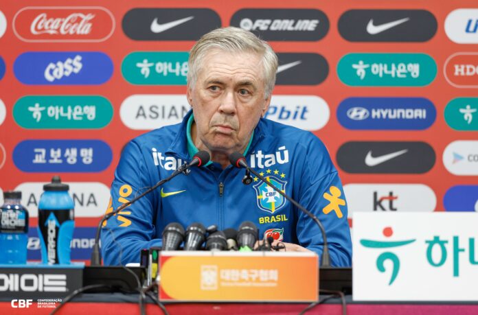 Carlos Ancelotti Ancelotti em entrevista coletiva na véspera do jogo contra a Coreia do Sul, no dia 9 de outubro | Foto: Rafael Ribeiro/CBF