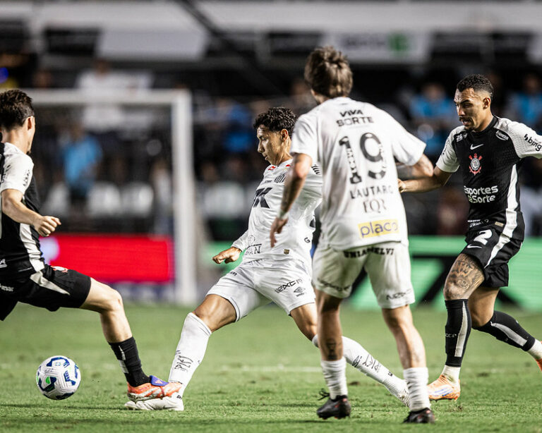 Santos não deixa Corinthians respirar, vence e aumenta vantagem para o Z4