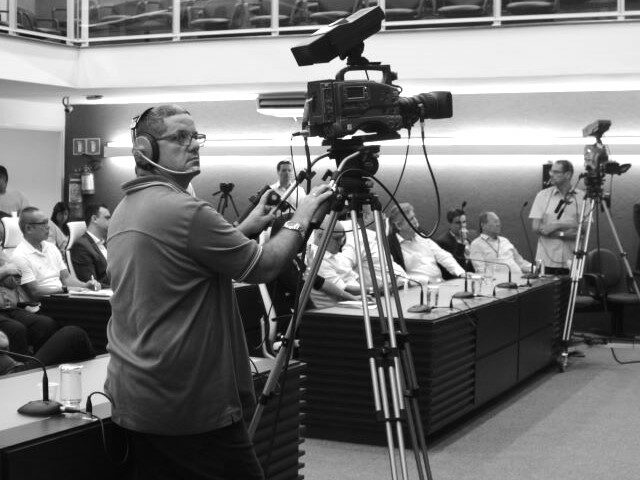 Câmara Municipal de Santos fará restauração e digitalização de seu acervo histórico