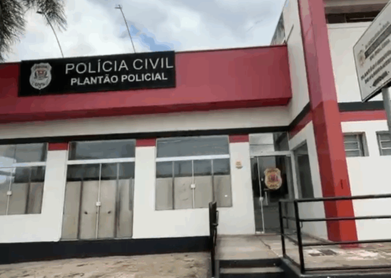 Menor é detido durante tentativa de rouba a veículo